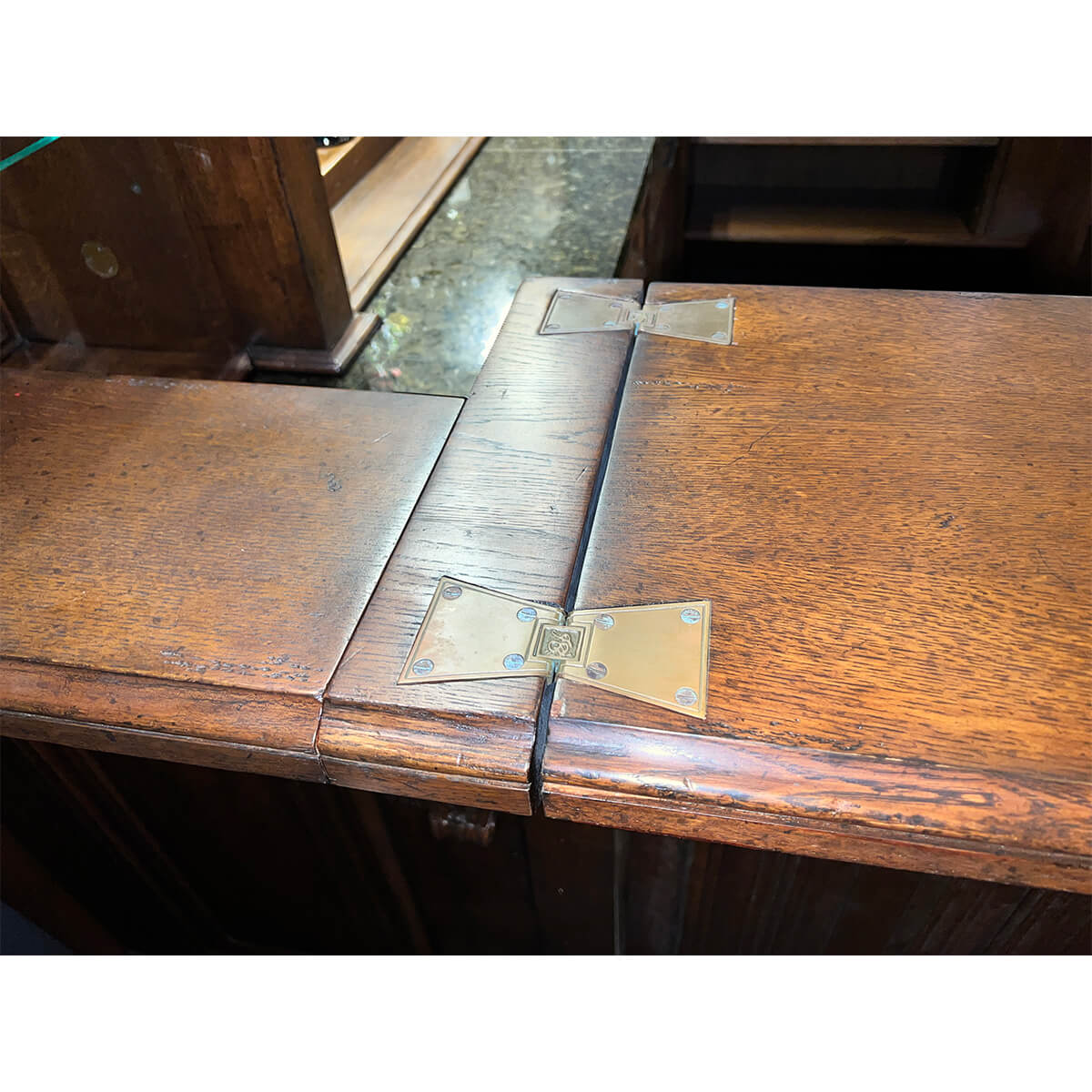 Early English antique bar, close-up hinge detail
