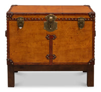 Close-up of front panel and locks on box stand.