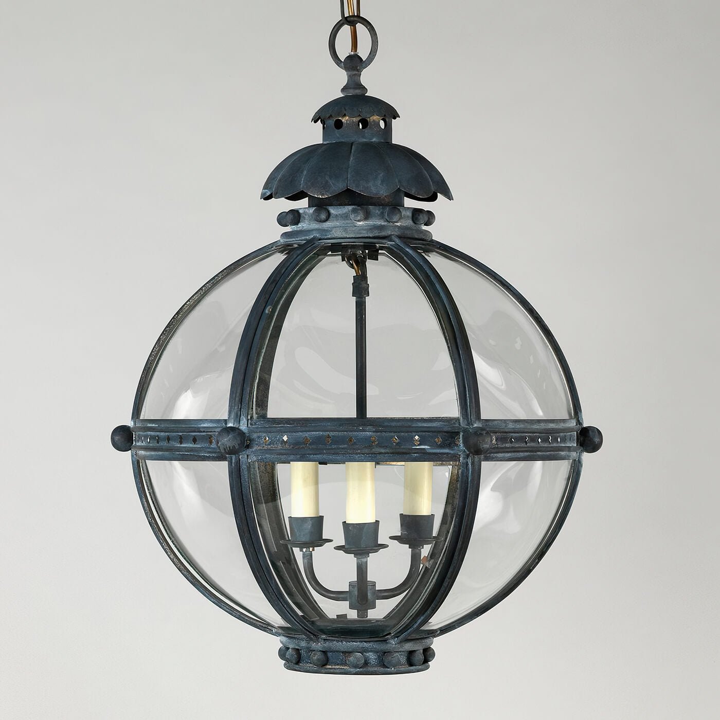 Small globe lantern, side view, elegant design details.