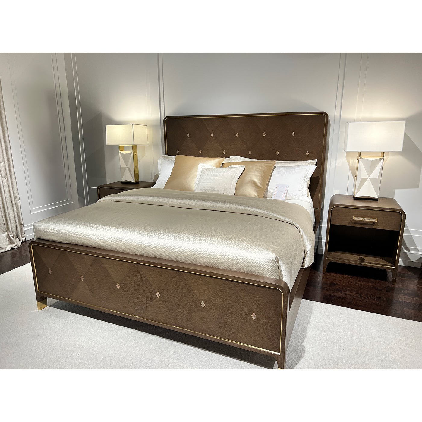 Hollywood Regency King Bed full room setup with lamps.