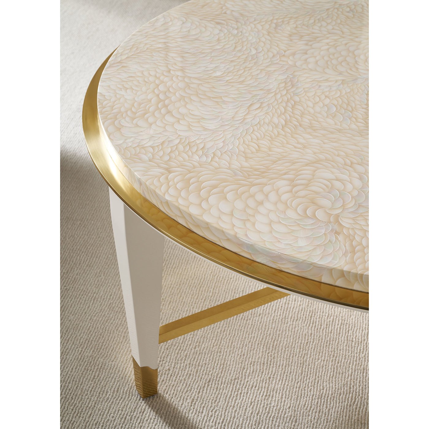 Detailed view of round table edge and pattern