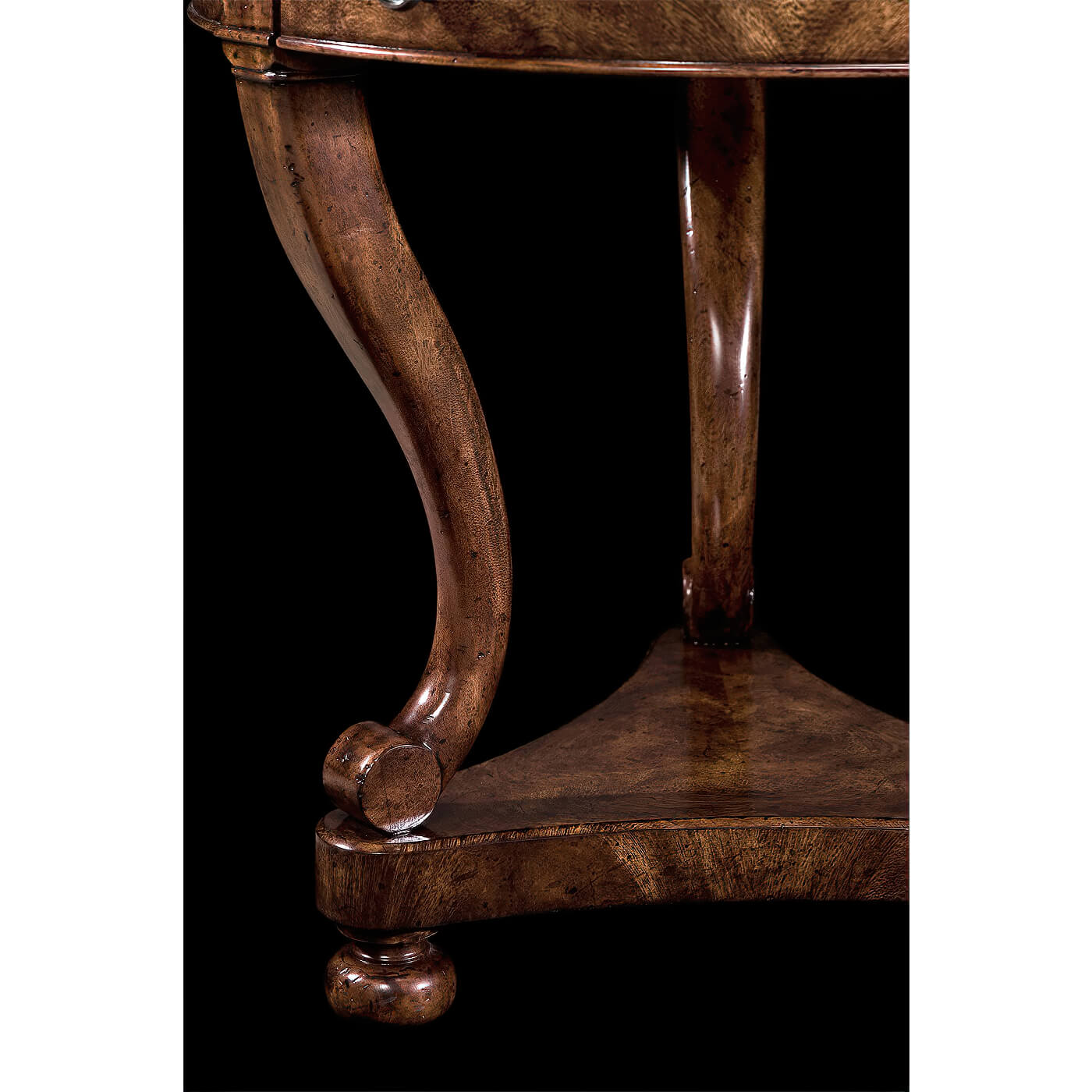 Curved leg design on Italian lamp table base.