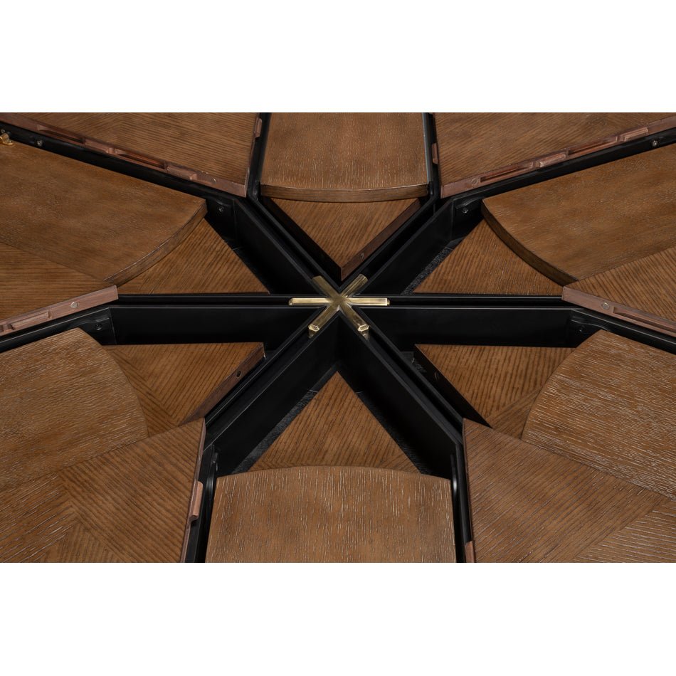 Interior mechanism of round jupe dining table.