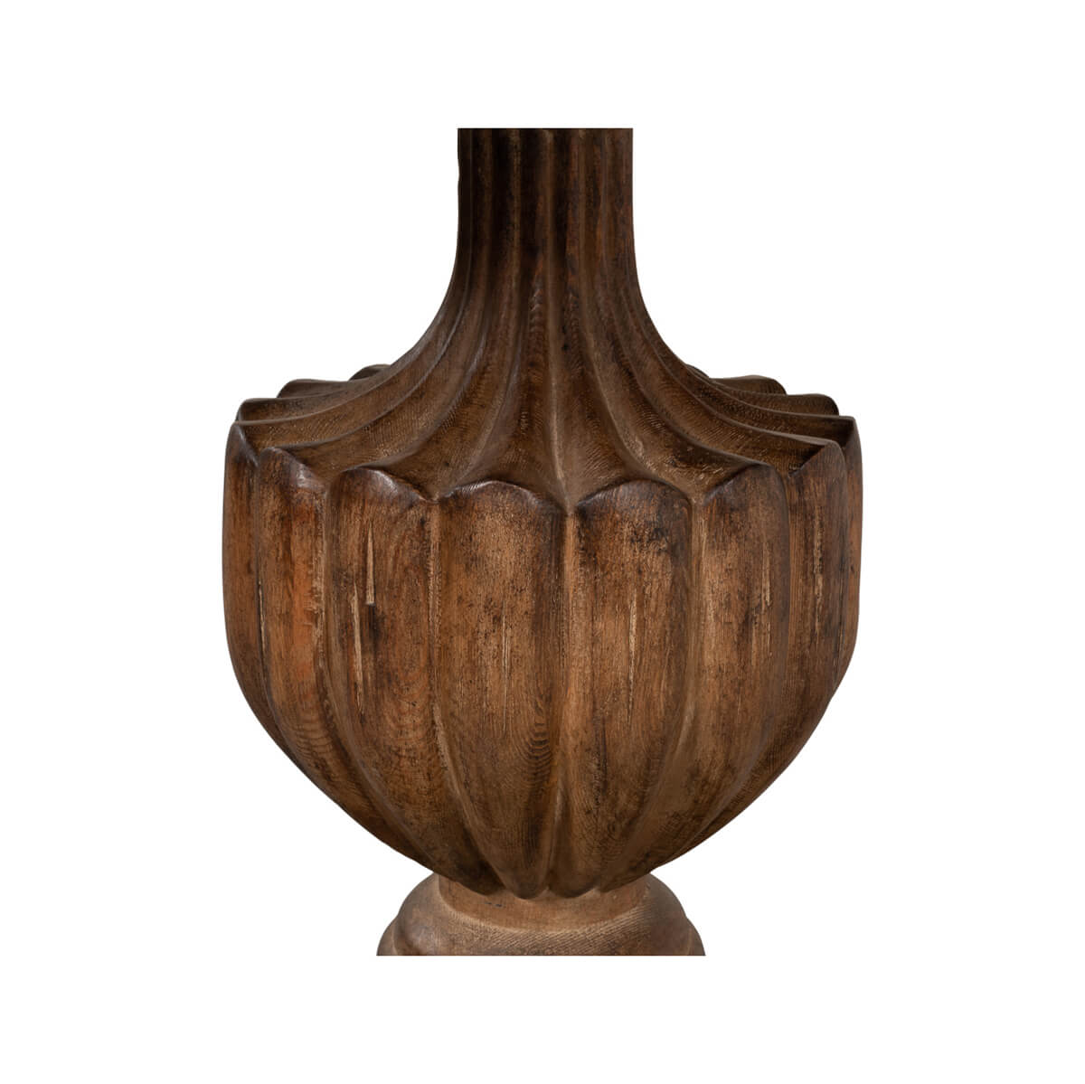 Zoom on pedestal column, distinctive fluted design.