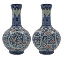 Pair of Chinese porcelain vases, overall view.