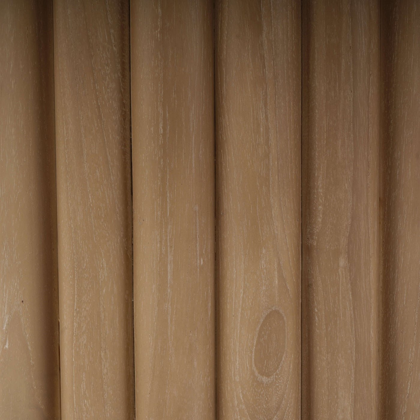 Detail of the ribbed column base texture.