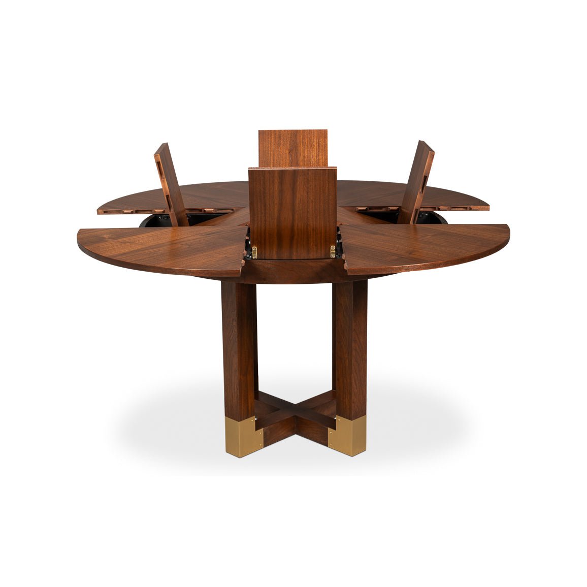 Table in expanding process, panels open.