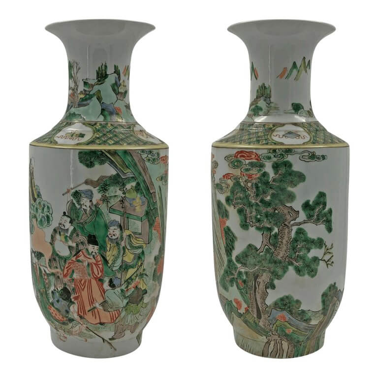 Pair of Famille Verte vases, both views highlighted.